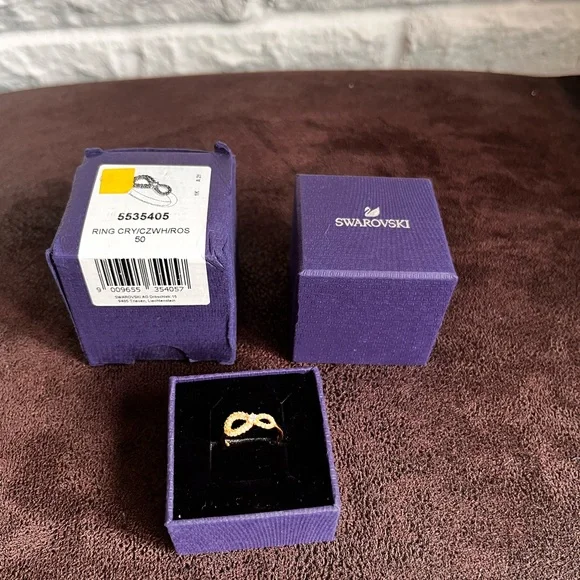 Swarovski Infinity – Rose Gold-Tone Ring - Picture 4 of 7